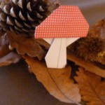 Champignon en origami decoration table automne origami champignons idee