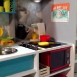 Cuisine DIY enfants renover meuble