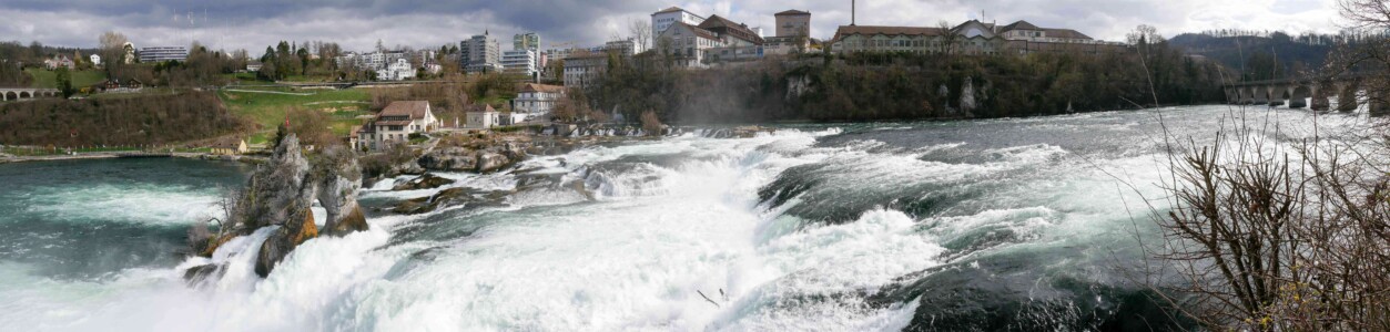 Chutes du Rhin panorama Roadtrip 1 semaine en Suisse