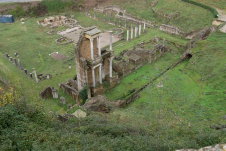 Volterra - teatro romano roadtrip toscane 1 semaine volterra ancient teatro